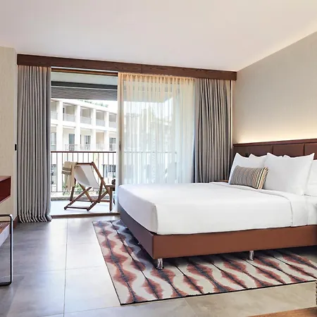 Hyde (adults Only) Otel 5*